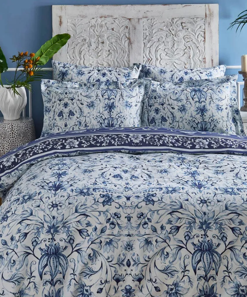 Joe Browns Floral Vivid Vase Reversible Duvet Set- Floral Décor|Nature Décor