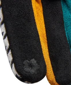 Joe Browns Racy Retro Dogtooth Gloves-Women Stocking Fillers|Gifts