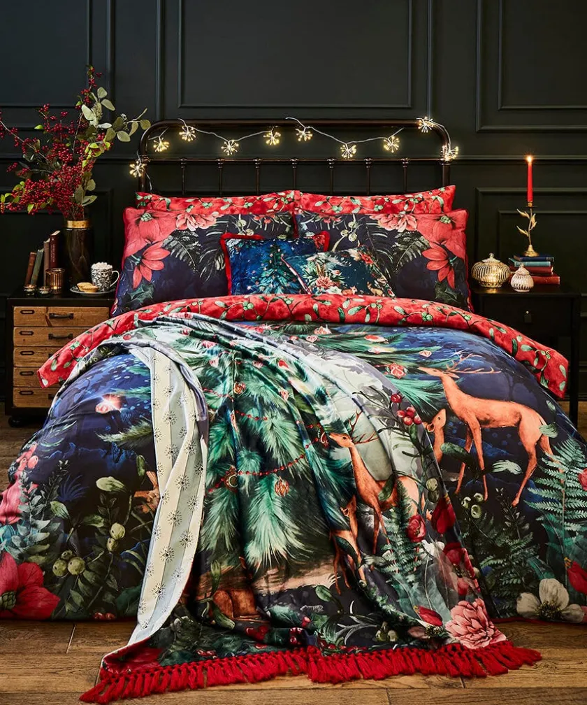 Joe Browns Wondrous Woodland Festive Reversible Duvet Set- Bedding|Novelty Gifts